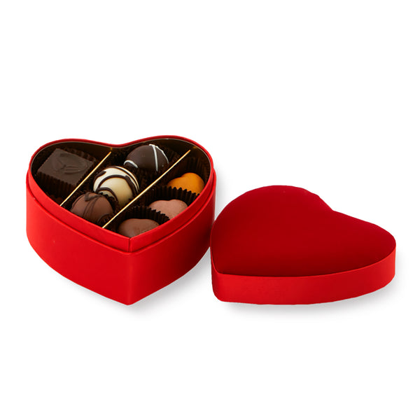 Heart XS jewelry box with 180g of assorted chocolates