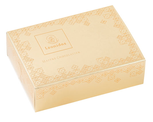 caixa de giangujas dourada : gianduja, giantina e giamanda